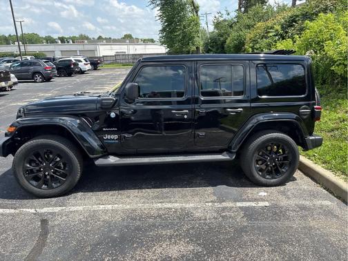 2022 Jeep Wrangler Unlimited 4xe Sahara