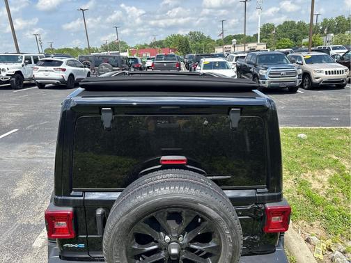 2022 Jeep Wrangler Unlimited 4xe Sahara