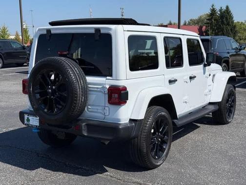 2022 Jeep Wrangler Unlimited 4xe Sahara
