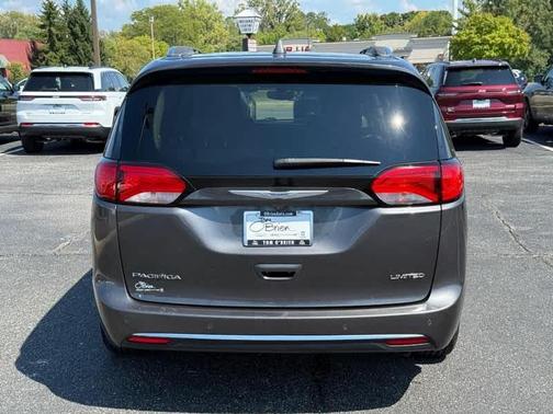 2020 Chrysler Pacifica Limited