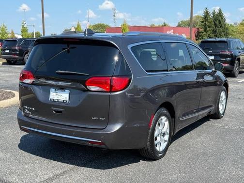 2020 Chrysler Pacifica Limited