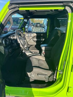 2021 Jeep Gladiator Sport