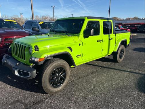 2021 Jeep Gladiator Sport