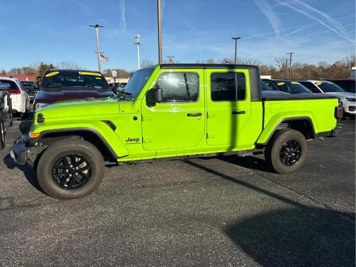 2021 Jeep Gladiator Sport