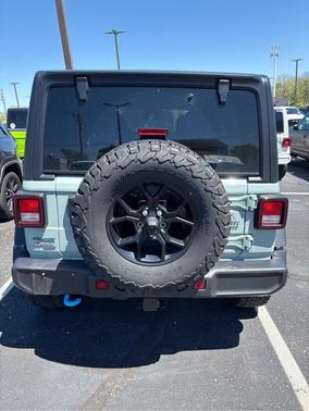 Earl Clearcoat 2024 Jeep Wrangler 4xe Sport