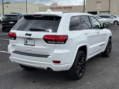 2022 Jeep Grand Cherokee WK Laredo