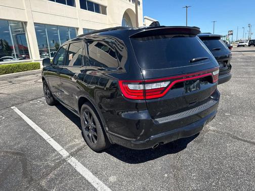 DB Black Clearcoat 2026 Dodge Durango GT Premium HEMI V8
