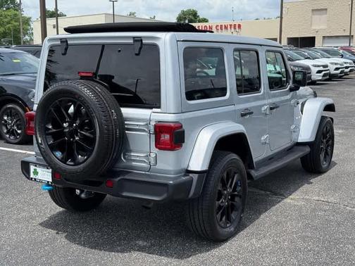 2022 Jeep Wrangler Unlimited 4xe Sahara