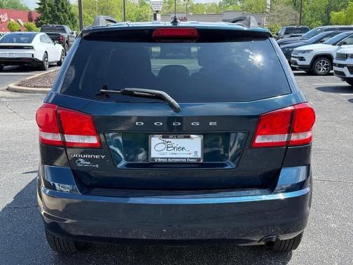 Fathom Blue Pearl 2013 Dodge Journey SE