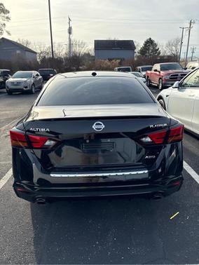 2021 Nissan Altima 2.5 Platinum