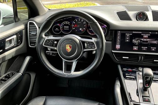 2021 Porsche Cayenne Cayenne