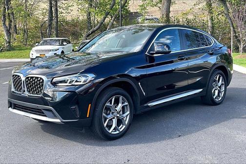 Black Sapphire Metallic 2024 BMW X4 xDrive30i