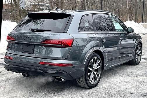 2023 Audi SQ7 4.0T Premium Plus