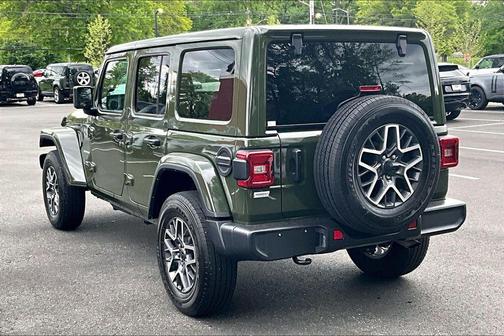 Sarge Green Clearcoat 2024 Jeep Wrangler 4-Door Sahara 4x4