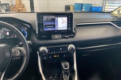 2020 Toyota RAV4 Hybrid SE