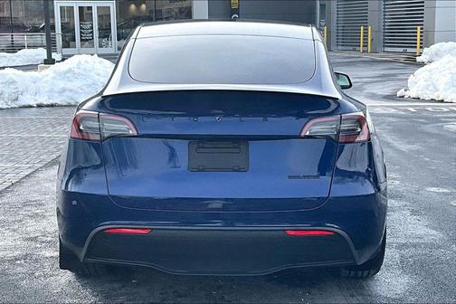 2024 Tesla Model Y Performance Dual Motor All-Wheel Drive