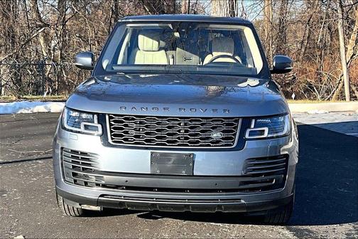 2021 Land Rover Range Rover Base