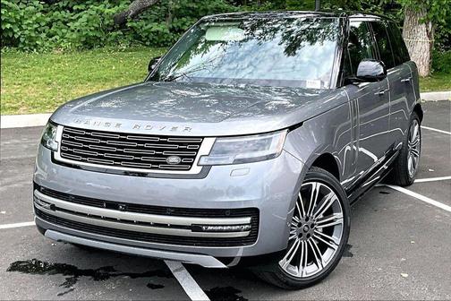 Gray 2025 Land Rover Range Rover P400 SE
