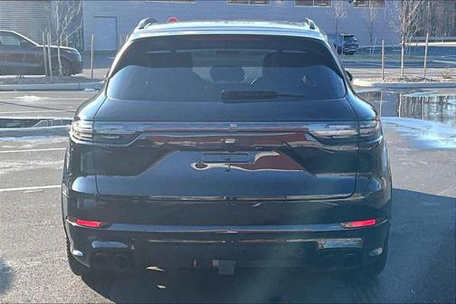 2023 Porsche Cayenne GTS