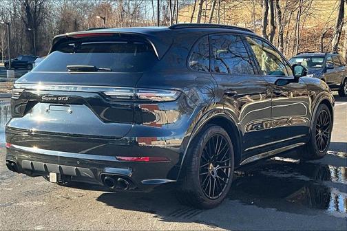 2023 Porsche Cayenne GTS