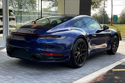 2024 Porsche 911 Carrera