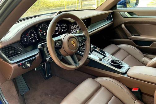 2024 Porsche 911 Carrera