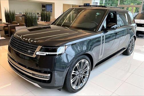 Carpathian Grey Premium Metallic 2026 Land Rover Range Rover P530 SE 7 Seat
