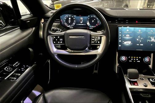 Santorini Black Metallic 2023 Land Rover Range Rover P400 SE