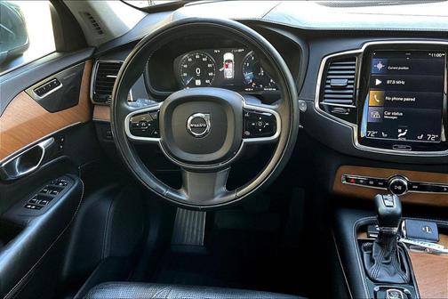 2019 Volvo XC90 T6 Inscription
