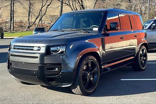 Carpathian Grey Metallic 2025 Land Rover Defender 110 P400 X-Dynamic SE