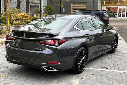 2022 Lexus ES 350 F Sport