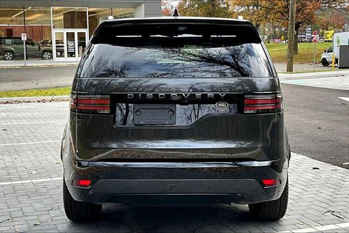 2023 Land Rover Discovery P360 S R-Dynamic