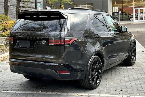2023 Land Rover Discovery P360 S R-Dynamic