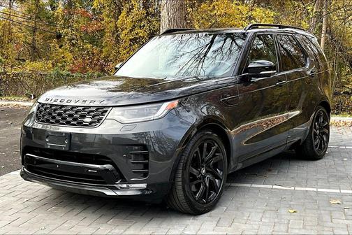 2023 Land Rover Discovery P360 S R-Dynamic