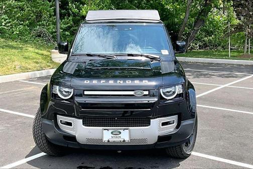 Santorini Black Metallic 2023 Land Rover Defender 110 Standard