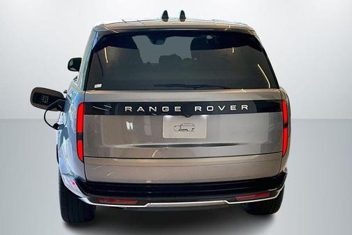 Eiger Grey Metallic 2026 Land Rover Range Rover P550e SE