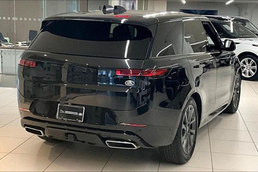 Santorini Black Metallic 2023 Land Rover Range Rover Sport SE