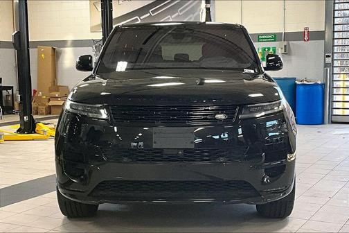 Santorini Black Metallic 2023 Land Rover Range Rover Sport SE