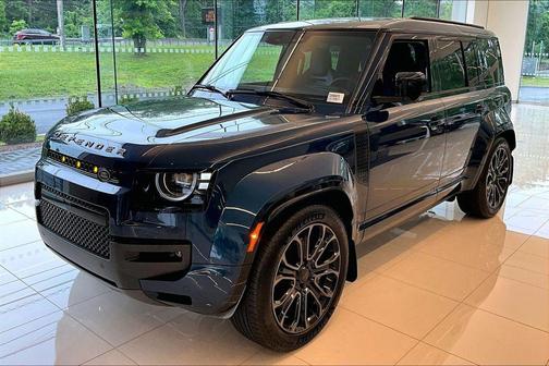 Sargasso Blue Premium Metallic 2026 Land Rover Defender P635 OCTA