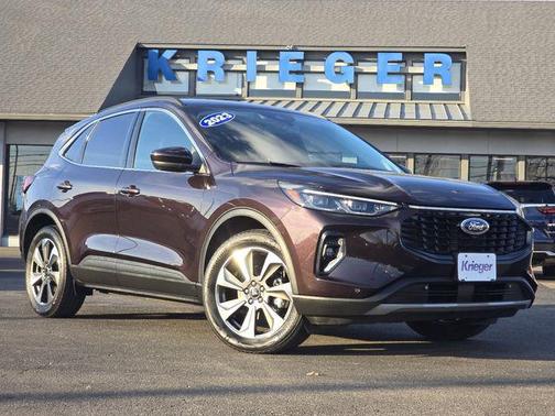 2023 Ford Escape Platinum