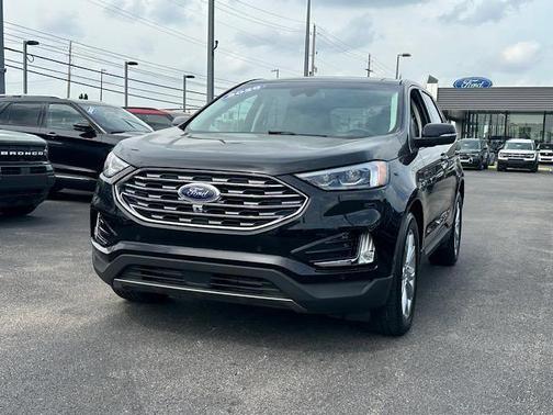 2020 Ford Edge Titanium