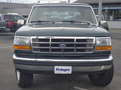 Jewel Green Metallic 1992 Ford Bronco Eddie Bauer