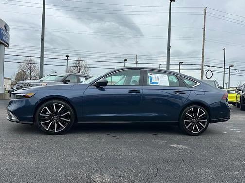 2023 Honda Accord Hybrid Touring