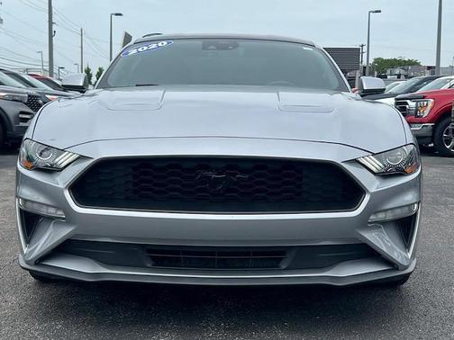2020 Ford Mustang EcoBoost
