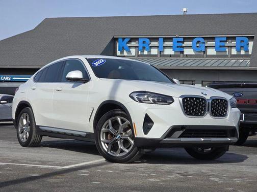 2022 BMW X4 xDrive30i