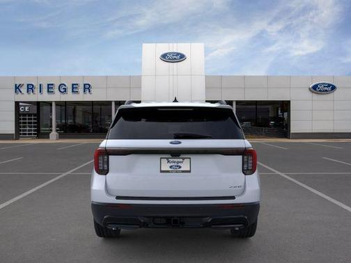SPACE WHITE METALLIC 2026 Ford Explorer ST-Line