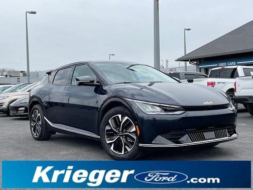 Photo 1 of 43 of 2022 Kia EV6 Wind