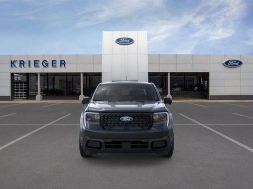 SHADOW BLACK 2026 Ford Maverick Lariat