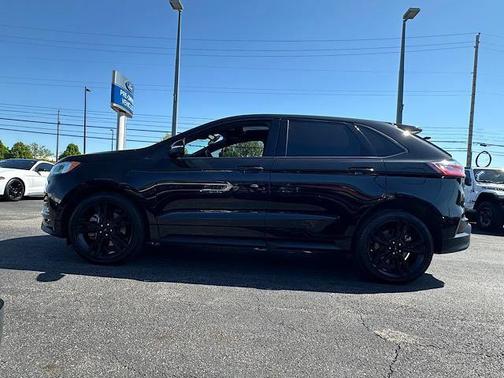 2022 Ford Edge ST