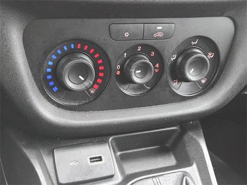 2022 RAM ProMaster City Tradesman